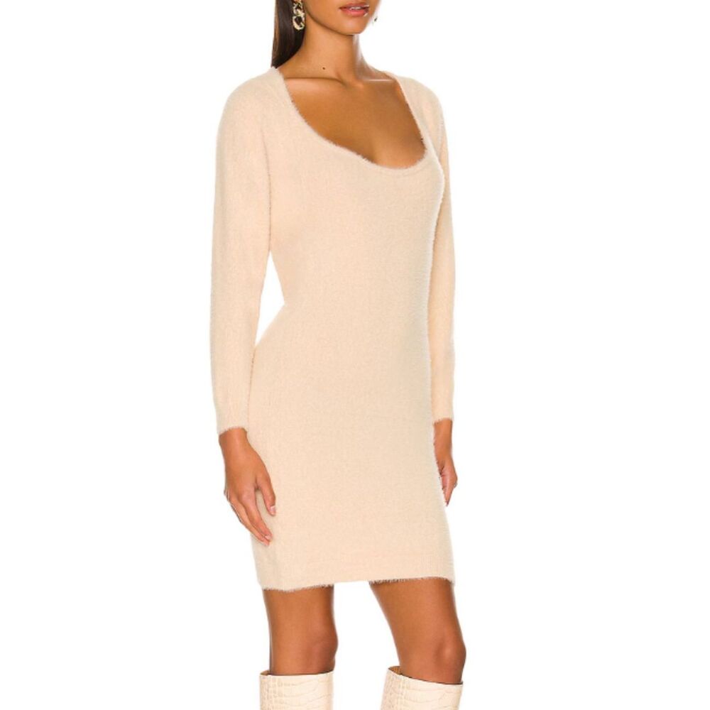 NWT Camila Coelho Revolve Ivory Open Back Fuzzy Faux Fur Sweater Dress Sz M